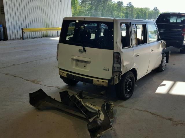 JTLKT324550202605 - 2005 TOYOTA SCION XB Ақ фото 4