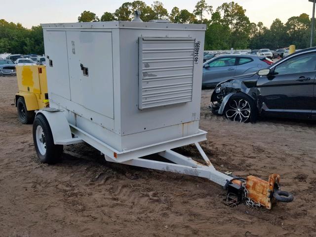 CTL25DL64FS000106 - 1985 TRAIL KING GENERATOR WHITE photo 1