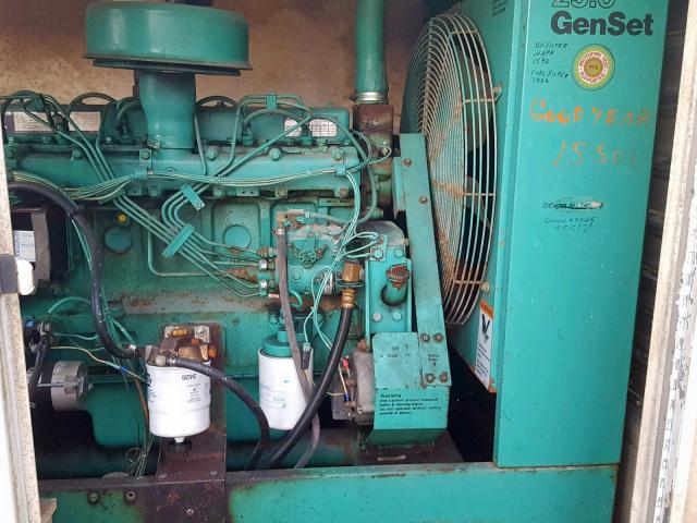 CTL25DL64FS000106 - 1985 TRAIL KING GENERATOR WHITE photo 5