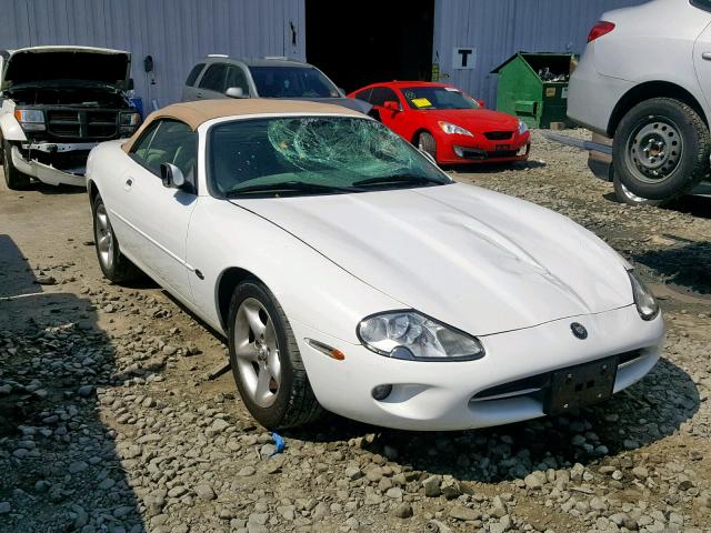 SAJJA42C0YNA05377 - 2000 JAGUAR XK8 WHITE photo 1