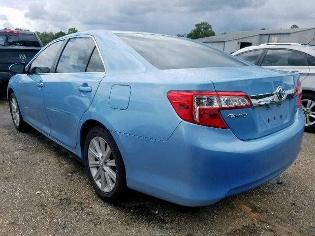 4T1BD1FK2CU005821 - 2012 TOYOTA CAMRY HYBR BLUE photo 3