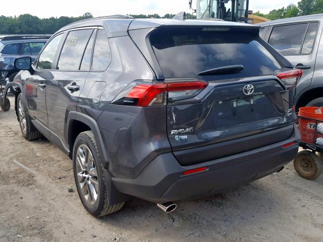 JTMA1RFV6KD517436 - 2019 TOYOTA RAV4 XLE P GRAY photo 3