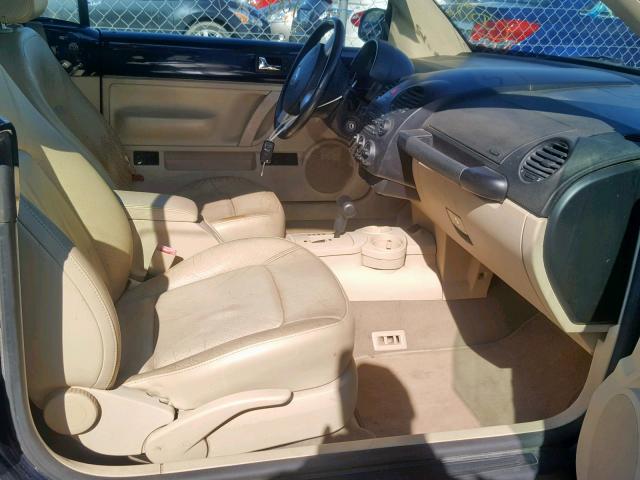 3VWCM31Y35M315691 - 2005 VOLKSWAGEN NEW BEETLE ლურჯი ფოტო 5