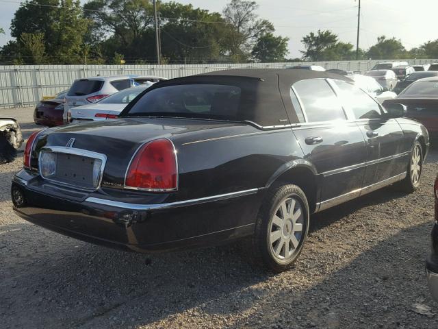 1LNHM83V67Y604866 - 2007 LINCOLN TOWN CAR D BLACK photo 4