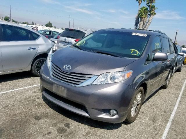 5TDYK3DC5DS382788 - 2013 TOYOTA SIENNA XLE CHARCOAL photo 2