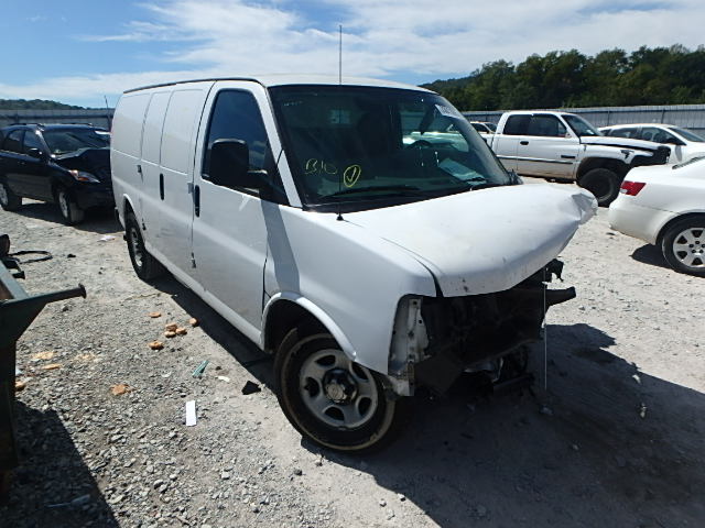 1GCFG154281226618 - 2008 CHEVROLET EXPRESS G1 WHITE photo 1