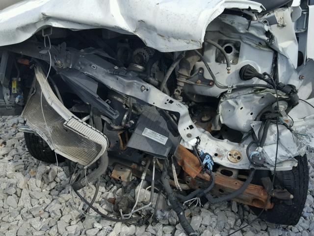 1GCFG154281226618 - 2008 CHEVROLET EXPRESS G1 WHITE photo 9