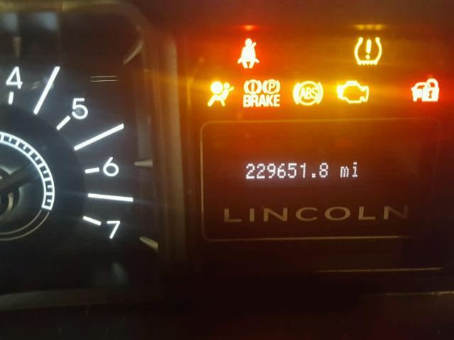 5LMFU28518LJ17387 - 2008 LINCOLN NAVIGATOR 双色 照片 8