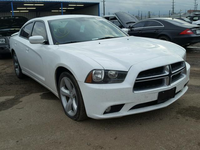 2C3CDXHG7EH330687 - 2014 DODGE CHARGER SX WHITE photo 1