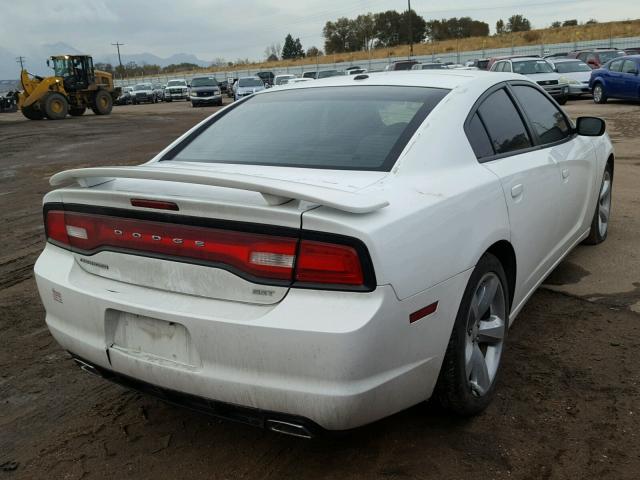 2C3CDXHG7EH330687 - 2014 DODGE CHARGER SX WHITE photo 4