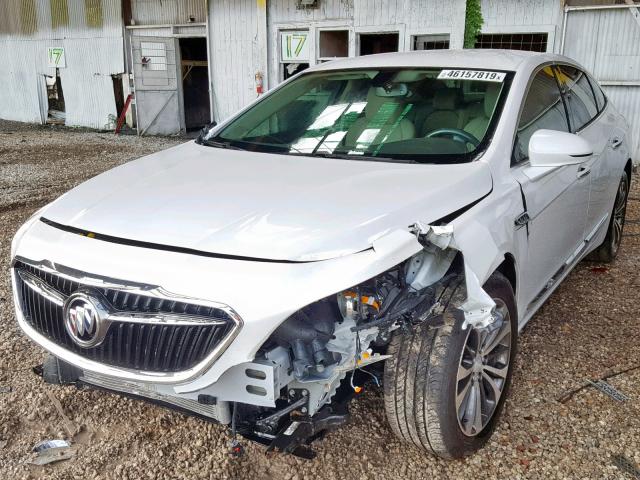 1G4ZP5SS0HU138555 - 2017 BUICK LACROSSE E WHITE photo 2