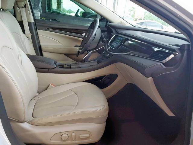 1G4ZP5SS0HU138555 - 2017 BUICK LACROSSE E 白色 照片 5