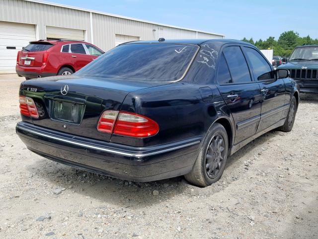 WDBJF65GXYA960068 - 2000 MERCEDES-BENZ E 320 BLACK photo 4