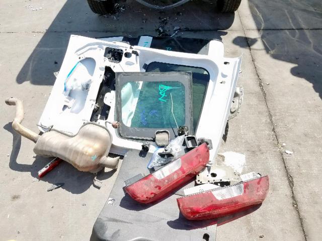 ZFBERFAT7G6B74779 - 2016 RAM PROMASTER 白色 照片 9