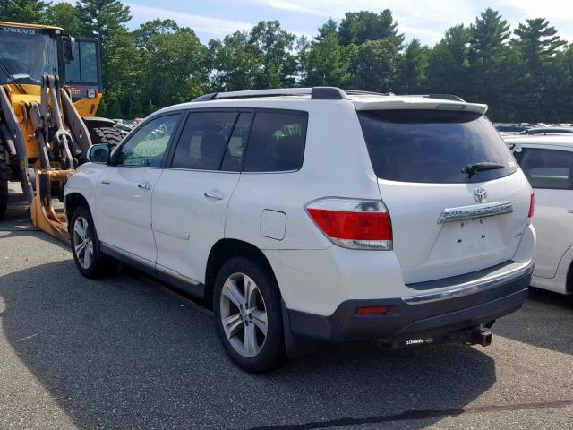 5TDDK3EH7BS060496 - 2011 TOYOTA HIGHLANDER WHITE photo 3