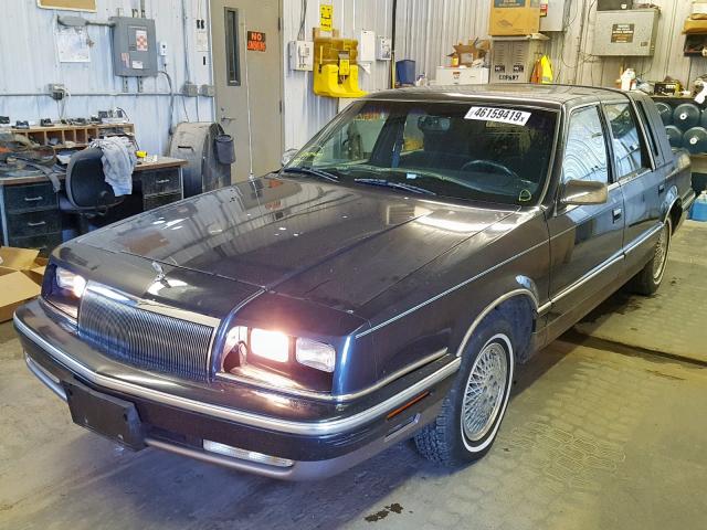 1C3XV66L7ND727158 - 1992 CHRYSLER NEW YORKER BLUE photo 2