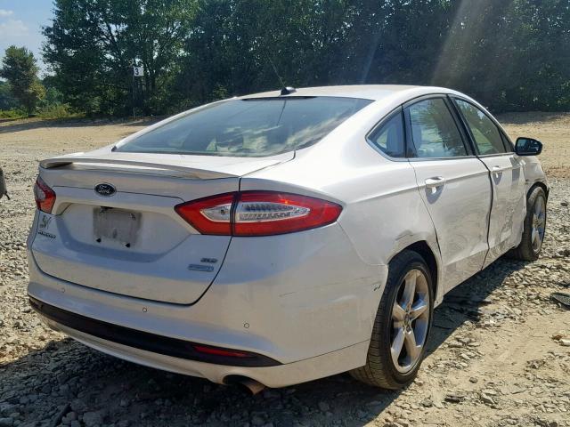 3FA6P0HD8FR109138 - 2015 FORD FUSION SE WHITE photo 4