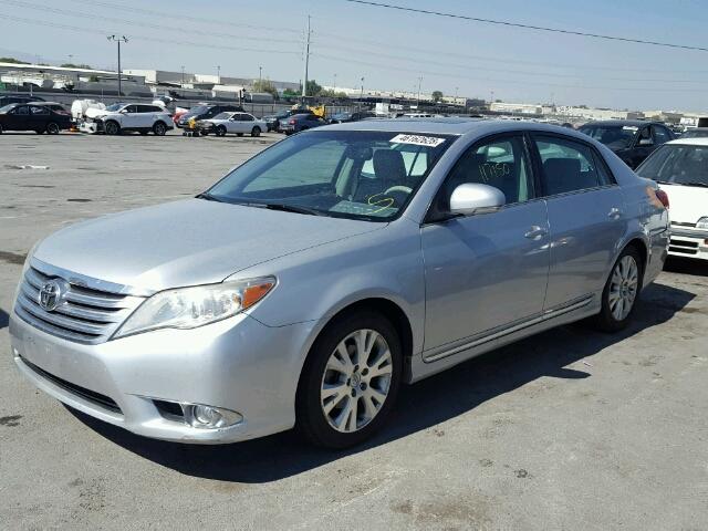 4T1BK3DB3CU446670 - 2012 TOYOTA AVALON BAS SILVER photo 2