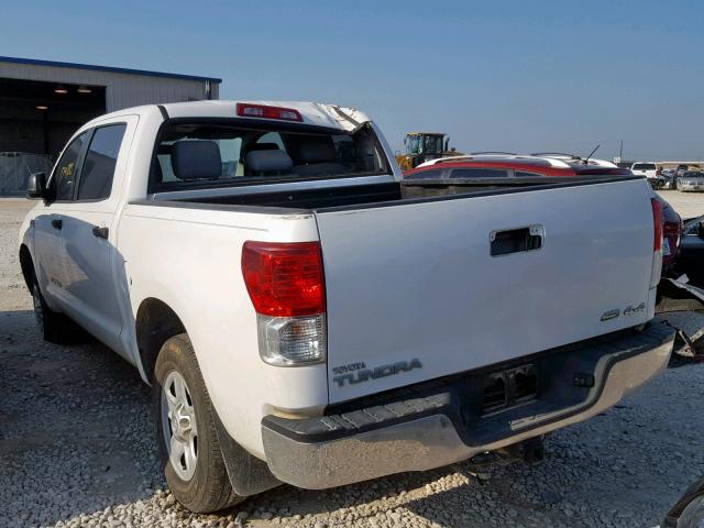 5TFDW5F10DX298110 - 2013 TOYOTA TUNDRA CRE WHITE photo 3