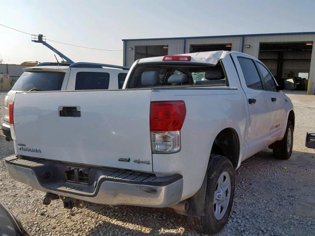 5TFDW5F10DX298110 - 2013 TOYOTA TUNDRA CRE WHITE photo 4