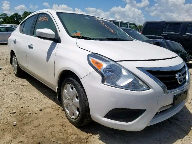 3N1CN7AP5GL826944 - 2016 NISSAN VERSA S WHITE photo 1