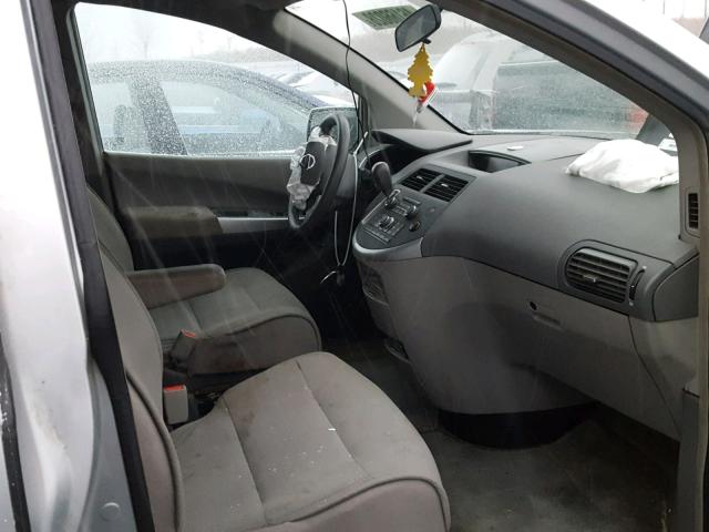 5N1BV28U67N106359 - 2007 NISSAN QUEST S SILVER photo 5