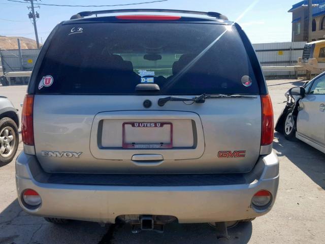 1GKDT13S922444081 - 2002 GMC ENVOY SILVER photo 9