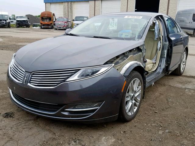 3LN6L2LU6FR607679 - 2015 LINCOLN MKZ HYBRID GRAY photo 2