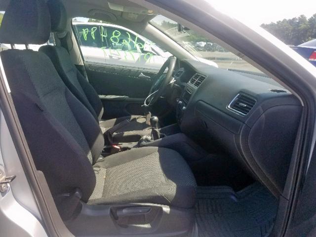 3VW1K7AJ8DM390909 - 2013 VOLKSWAGEN JETTA BASE SILVER photo 5