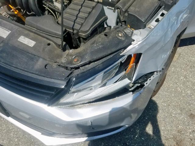 3VW1K7AJ8DM390909 - 2013 VOLKSWAGEN JETTA BASE SILVER photo 9