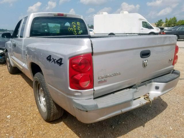 1D7HW42N25S315840 - 2005 DODGE DAKOTA SLT SILVER photo 3