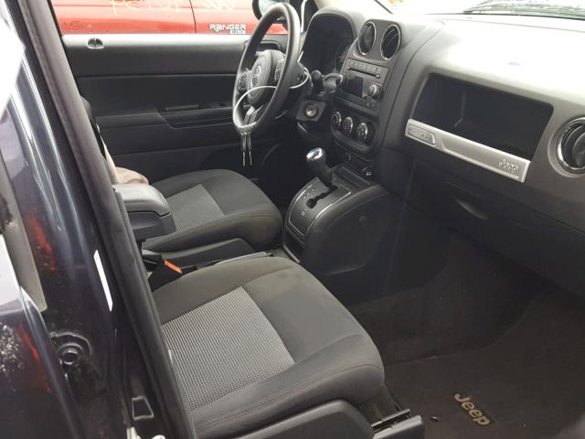 1C4NJDBB8FD214454 - 2015 JEEP COMPASS SP ნაცრისფერი ფოტო 5