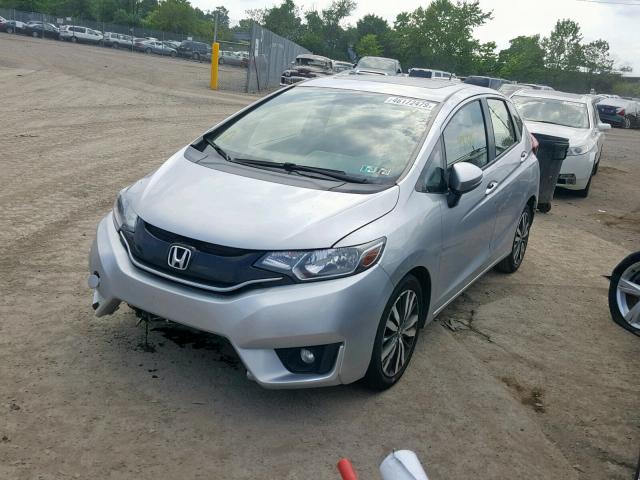 JHMGK5H75GX041960 - 2016 HONDA FIT EX SILVER photo 2