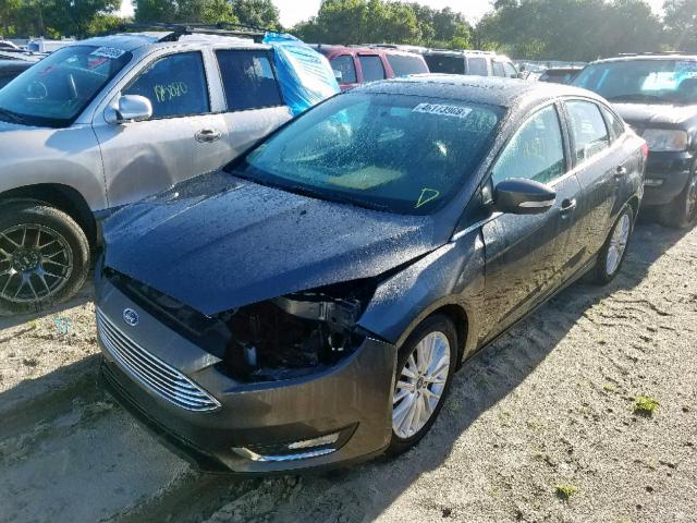 1FADP3J26JL294489 - 2018 FORD FOCUS TITA GRAY photo 2