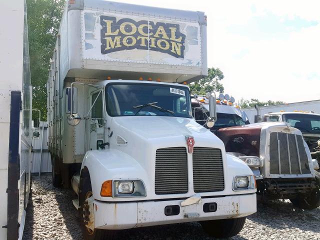 2NKMHD6X54M050633 - 2004 KENWORTH CONSTRUCTI WHITE photo 1