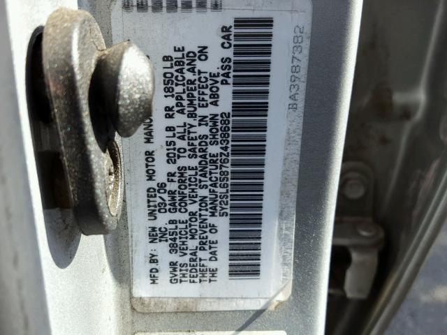 5Y2SL65876Z438682 - 2006 PONTIAC VIBE SILVER photo 10