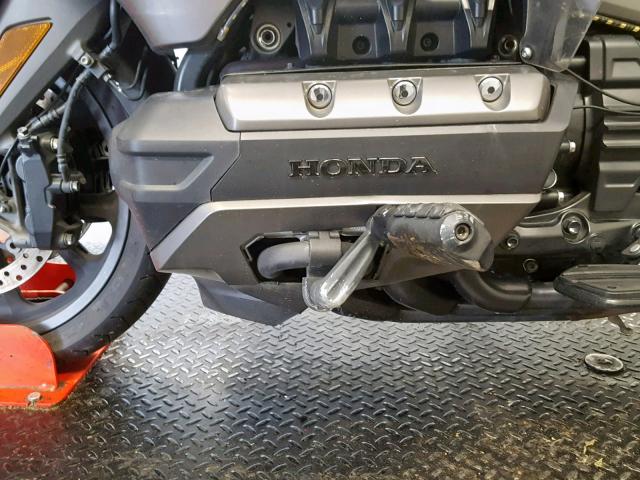 JH2SC7945JK000085 - 2018 HONDA GL1800 B TAN photo 16