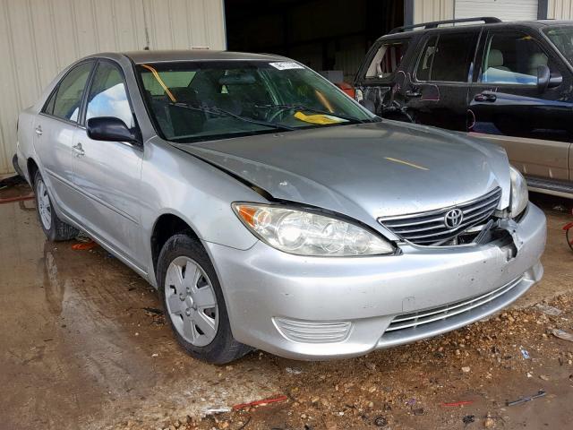 JTDBE32K463040020 - 2006 TOYOTA CAMRY LE SILVER photo 1