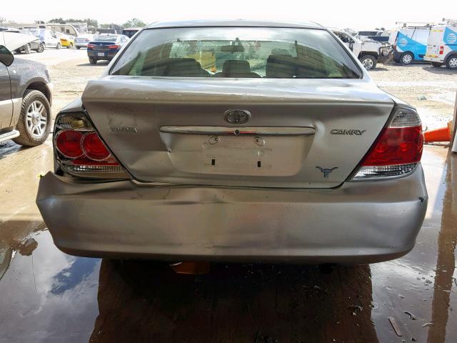 JTDBE32K463040020 - 2006 TOYOTA CAMRY LE SILVER photo 9