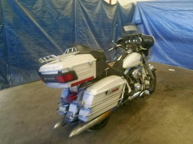 1HD1FCW1X2Y645360 - 2002 HARLEY-DAVIDSON FLHTCUI WHITE photo 4