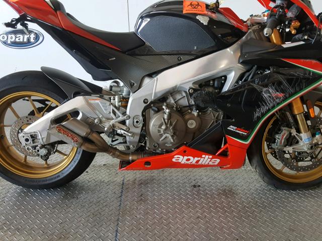 ZD4RKU025DS000066 - 2013 APRILIA RSV4 R-FAC RED photo 7