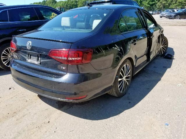 3VWD17AJ9GM279578 - 2016 VOLKSWAGEN JETTA SPOR BLACK photo 4