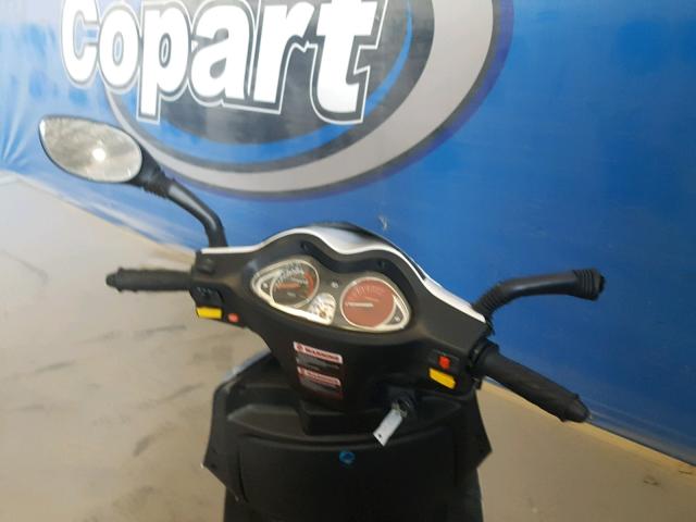 L5YTCKPV5H1127892 - 2015 TAIZ SCOOTER BLACK photo 5