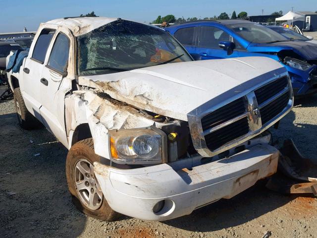 1D7HE48NX6S605576 - 2006 DODGE DAKOTA QUA WHITE photo 1