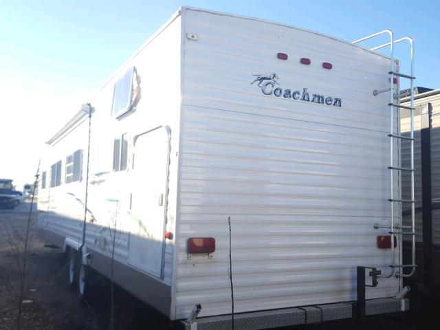 1TC2B075461501047 - 2006 COACH TRAILER WHITE photo 3