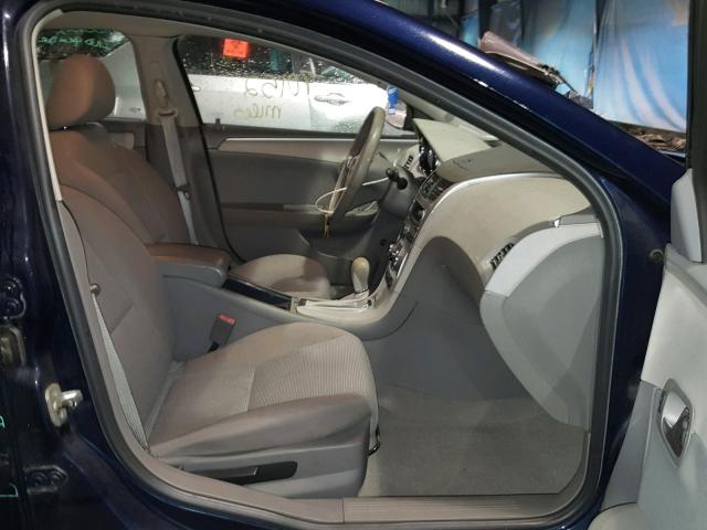 1G1ZB5EB0AF248023 - 2010 CHEVROLET MALIBU LS ლურჯი ფოტო 5