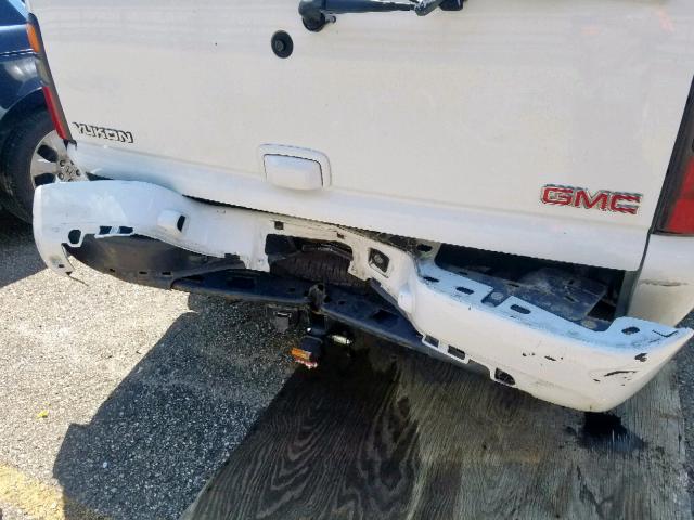 1GKEK63U95J236749 - 2005 GMC YUKON DENA WHITE photo 9