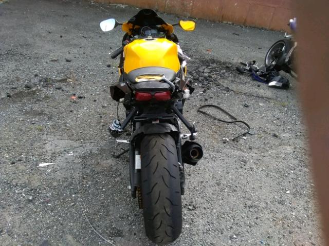 JS1GR7MA5C2101666 - 2012 SUZUKI GSX750 YELLOW photo 9