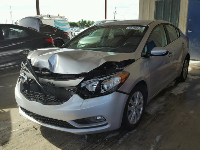 KNAFX4A89E5045740 - 2014 KIA FORTE EX SILVER photo 2