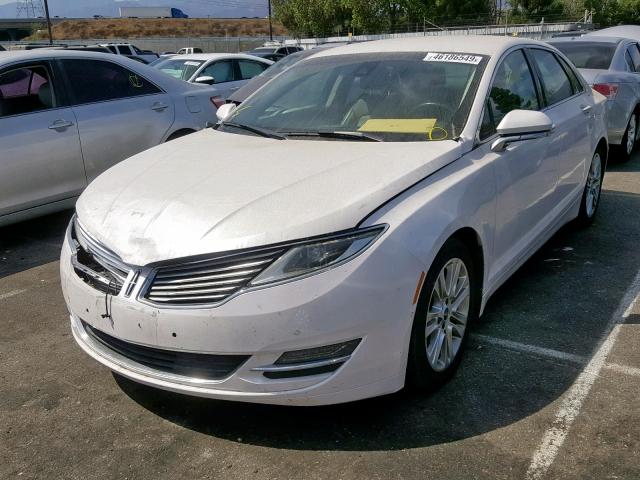 3LN6L2LU3ER824850 - 2014 LINCOLN MKZ HYBRID WHITE photo 2